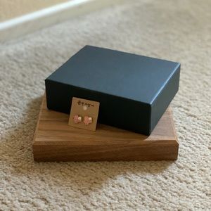 Rabbit pear earrings